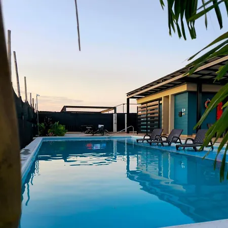 Casa Privada Vacacional A 2M Del Aeropuerto Eden, 20M Del Parque Del Cafe Y Armenia Tiene Piscina, Jacuzzi, Sauna By Molca Xperiences La Tebaida Exterior photo